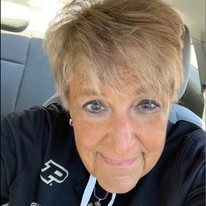 Meet your Posher, Pam